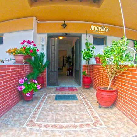 Angelika Apartment *