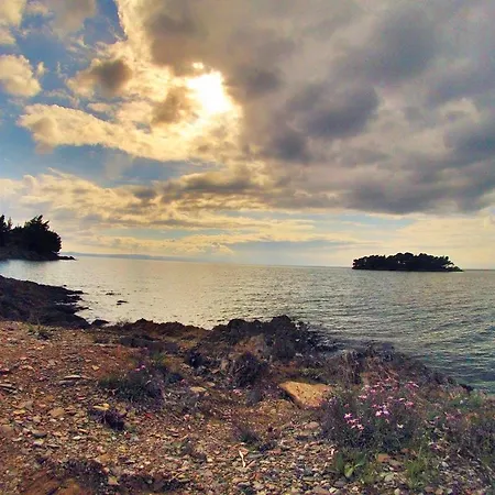 Angelika Néos Marmarás