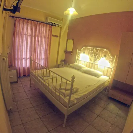 Angelika نيوس مارماراس